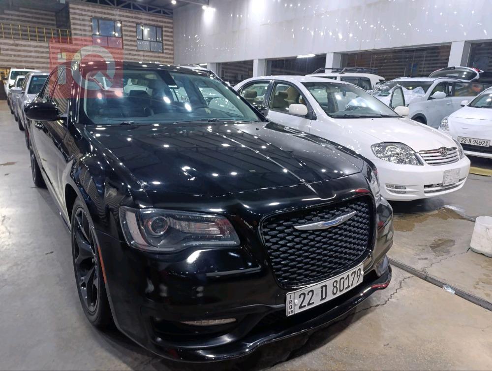 کرایسلەر 300
